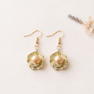 Siren's Pearl Earrings